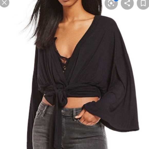 THATS A WRAP FREE PEOPLE TOP - Picture 3 of 6